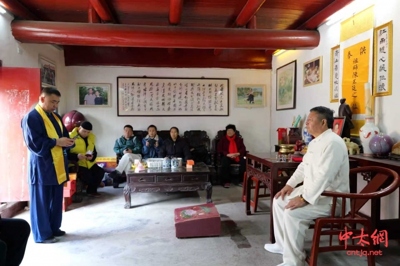 千里寻根太极梦 草原汉子拜师王占海