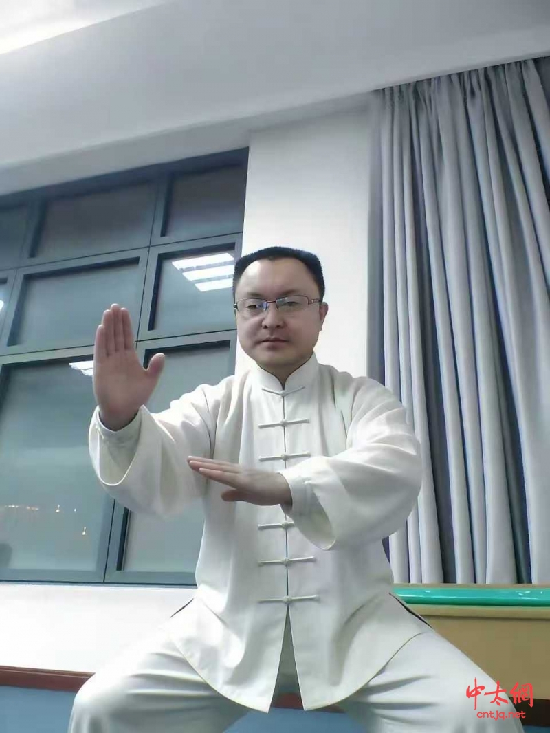 太极拳传承人——朱元宏