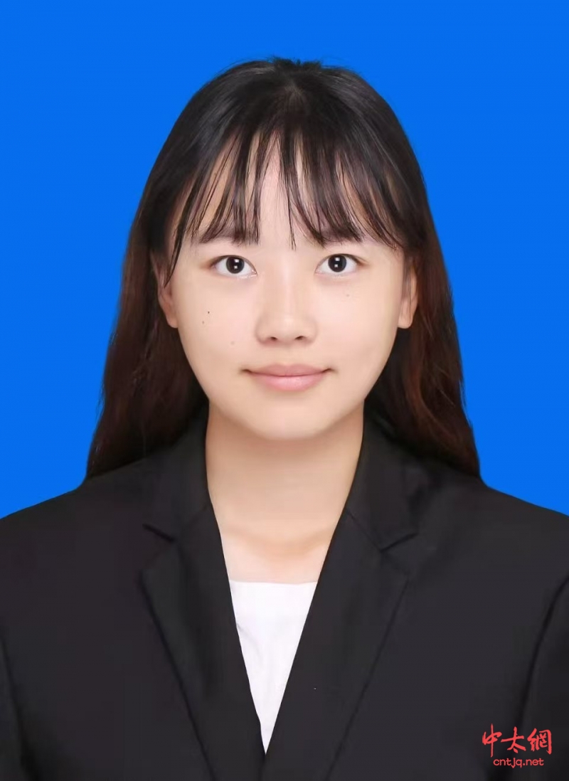 太极拳初级教练——白丽荣