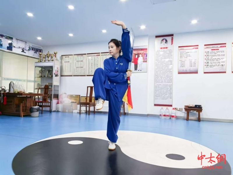 太极名师———黄学敏