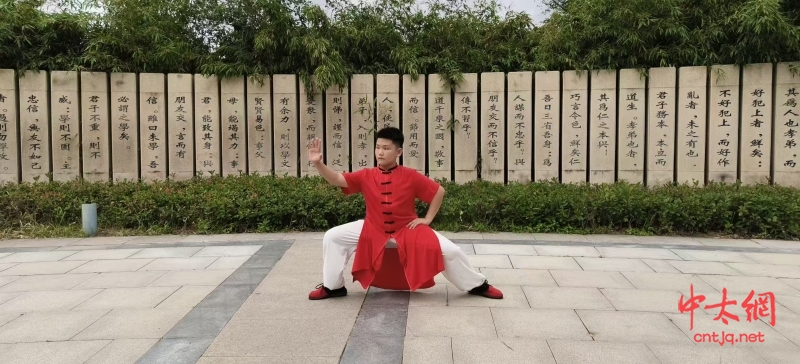 陈氏太极拳传承人——贾淏天