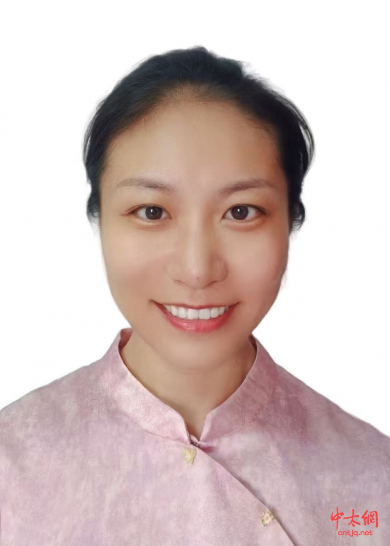 太极拳初级教练——李雅琦