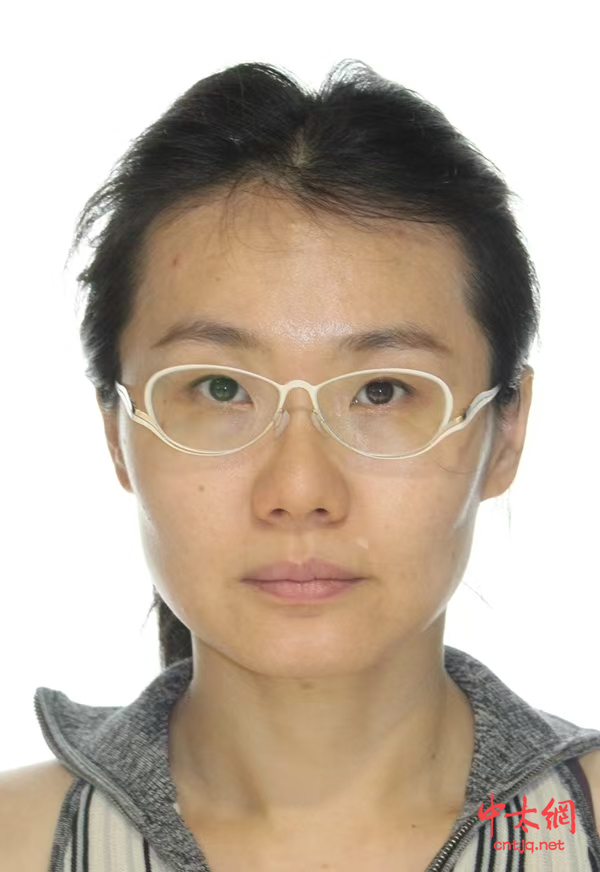 太极拳初级教练——靳莎